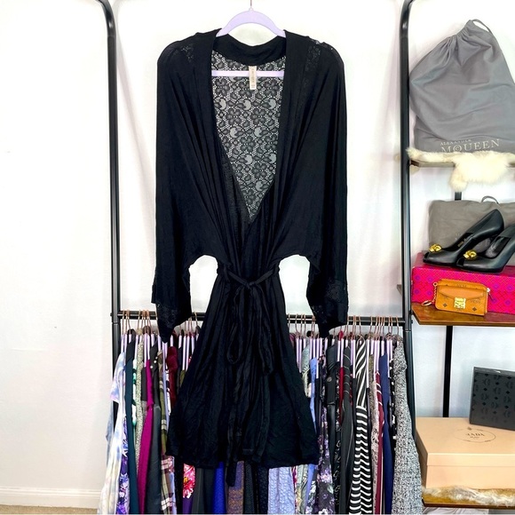 Cacique Intimates & Sleepwear Cacique Black Lace Kimono Robe Poshmark